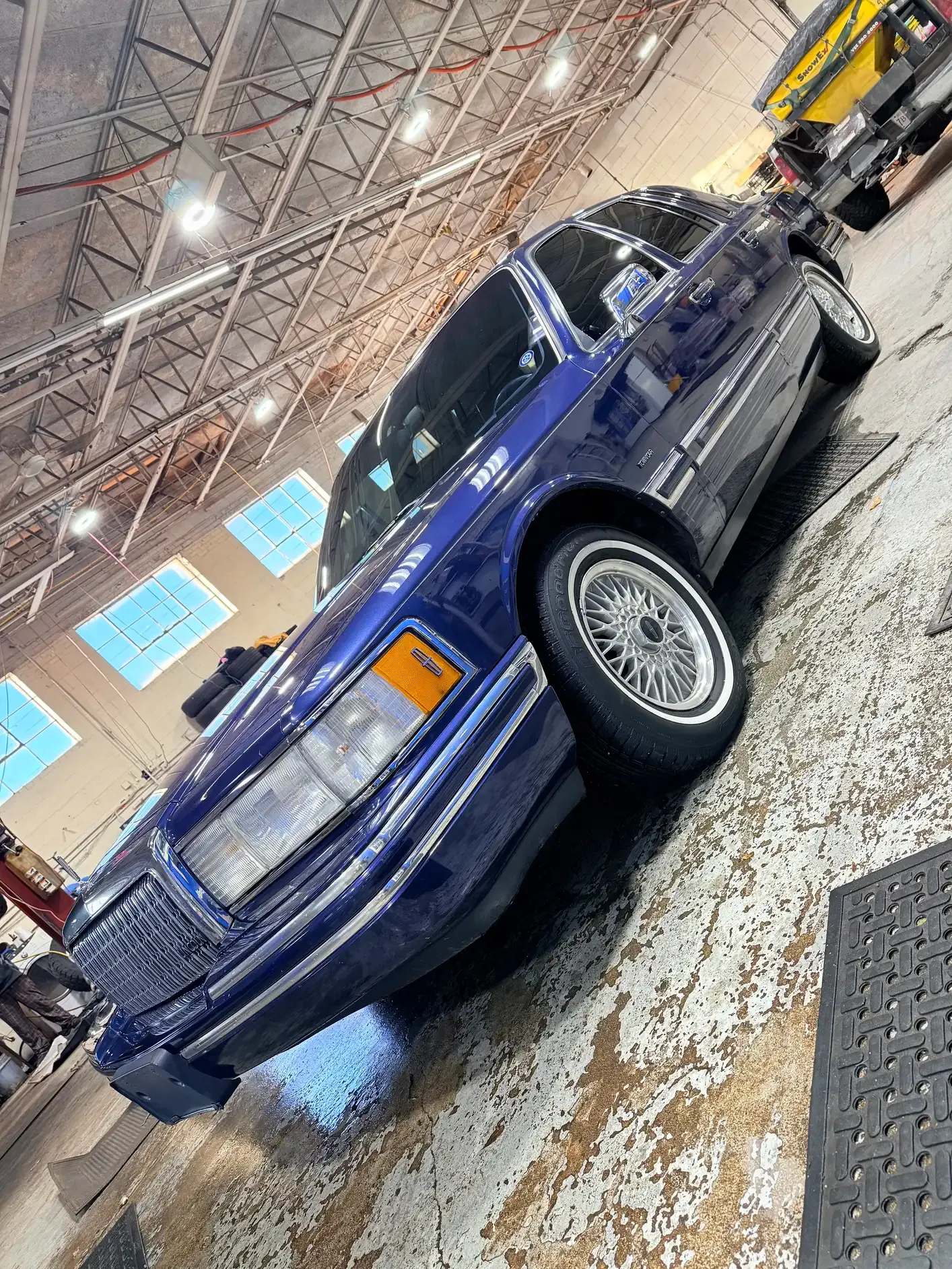 Morning Rush at the Detailing Center